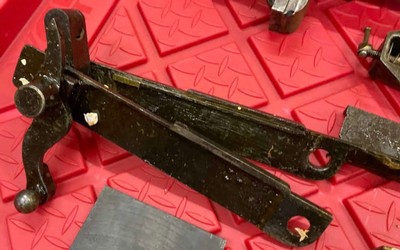 SURPLUS RUSSIAN MAXIM 1910 PARTS KIT LOT BARREL LOCK SA FINNISH GRIPS BELT - Image 13 of 15