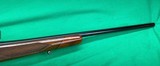 BEAUTIFUL CUSTOM SAKO FINNBEAR L61R 6.5-06 RIFLE - Image 6 of 24