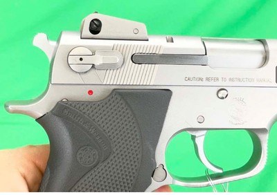STAINLESS SMITH & WESSON 1006 10MM FULL SIZE S&W - Image 9 of 16