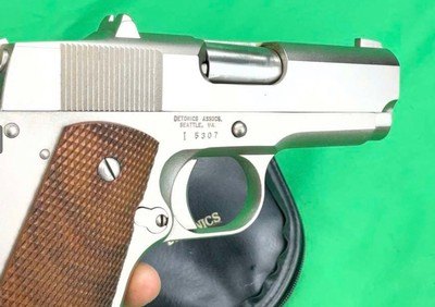 VINTAGE STAINLESS DETONICS COMBAT MASTER MKII COMPACT 1911 CARRY EXTRAS - Image 12 of 16