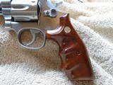 Smith & Wesson 617
(no dash) Lew Horton Combat LNIB - 4 of 14