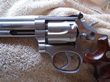 Smith & Wesson 617
(no dash) Lew Horton Combat LNIB - 5 of 14