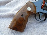 Colt Python Elite
Royal Blue - 13 of 15