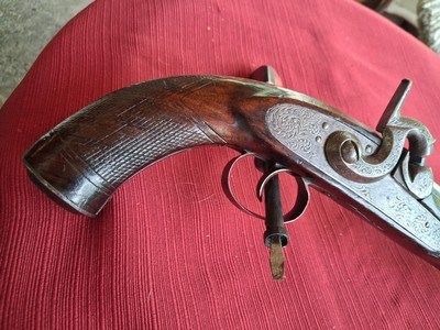 Mid 1800s Very Sharp Handmade Kentucky Style North Carolina Single Shot Engraved Pistol.45 caliber - Image 3 of 11