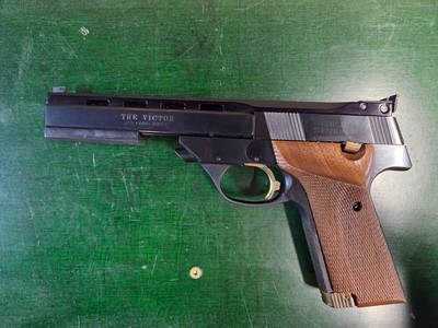 High Standard; The Victor; .22LR