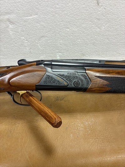 FabArms RS 1232 Inch BarrelBeautiful Wood - Image 3 of 14