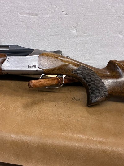 Like New Browning 825 Trap-32 inch & Adjustable Comb - Image 3 of 14