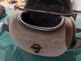 New Unused Cape Buffalo Leather Hinge Back English Made Cartridge Bag 12ga - 20ga - 4 of 4