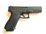 Glock 22 - 40 S&W - New - 2 of 6
