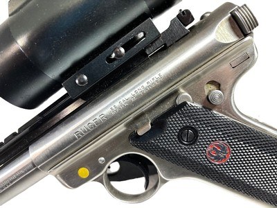 RUGER .22 LONG RIFLE MARK II TARGET PISTOL WITH SIMMONS SCOPE - Image 4 of 7