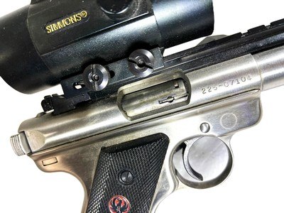 RUGER .22 LONG RIFLE MARK II TARGET PISTOL WITH SIMMONS SCOPE - Image 6 of 7