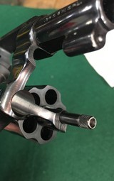 Smith & Wesson Model 36 no dash. - 4 of 16