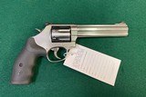 S & W Model 686 7 shot cyl. W/6” barrel - 3 of 13