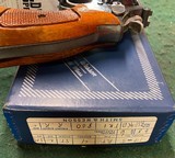Smith & Wesson Model 19-5 w/4” bbl - 7 of 19
