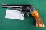 Smith & Wesson Model 57 - 5 of 15