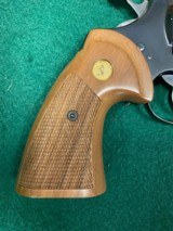 Colt Python.357 Magnum - 11 of 20
