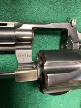 Colt Python.357 Magnum - 3 of 20