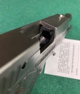 Beretta Nano 9 mm + extra pink frame & mag - 9 of 14