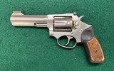 Ruger SP-101 .327 Federal Magnum - 2 of 15