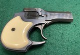 Hi-Standard D-100 .22 LR Derringer - 5 of 15 Hi-Standard D-100 .22 LR Derringer - 5 of 15