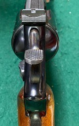 Smith & Wesson Model 27-2 .357 Magnum - 6 of 18