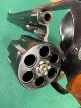 Smith & Wesson Model 27-2 .357 Magnum - 5 of 18