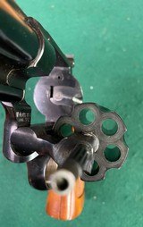Smith & Wesson Model 27-2 .357 Magnum - 9 of 18