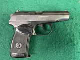 Makarov pistol in 9 x 18 VG condition - 2 of 18