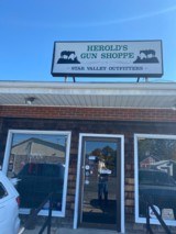 Colt Combat Commander.45 ACP - 18 of 18