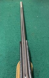 Weatherby Mark V in .257 Wby Mag. Fluted bbl & bolt - 9 of 20
