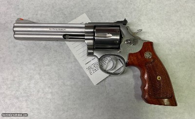 Smith & Wesson Model 686 .357 Magnum w/6
bbl.