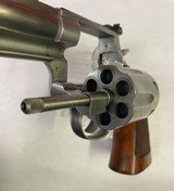 Smith & Wesson Model 686 .357 Magnum - 4 of 18