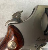 Smith & Wesson Model 60–7 LadySmith in 38 special - 15 of 17
