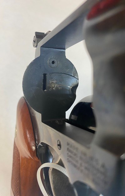 Smith & Wesson Model 29-2 w/a 6 1/2” barrel and wood box - Image 10 of 19