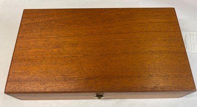 Smith & Wesson Model 29-2 w/a 6 1/2” barrel and wood box - Image 19 of 19