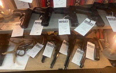 Ruger SP101 in 22 LR 4 inch barrel, eight shot cylinder w/box - Image 18 of 20