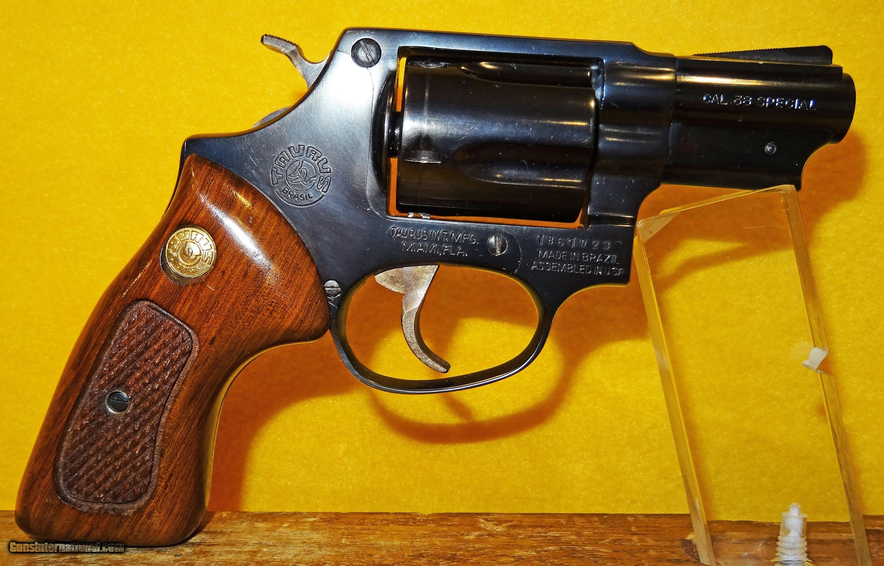 TAURUS 85