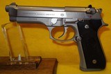 BERETTA 92 FS (ITALY) - 3 of 3