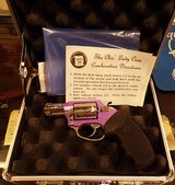CHARTER ARMS THE LAVENDER CHIC LADY - 1 of 3