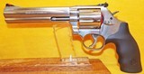 S&W 686-6 - 2 of 4