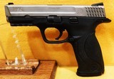 S&W M&P40 - 3 of 4