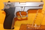 S&W 5906 - 1 of 3