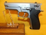 S&W 5906 - 2 of 3