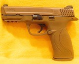 S&W M&P40 - 3 of 4