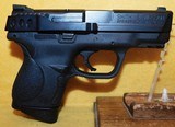 S&W M&P 40C - 2 of 4