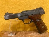 Browning Buckmark 22lr 4