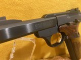 Browning Buckmark 22lr 4