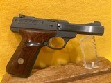 Browning Buckmark 22lr 4