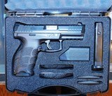H&K VP9 - 1 of 7