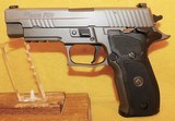 SIG SAUER P226 LEGION - 3 of 8